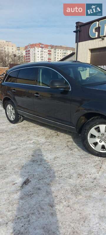 Позашляховик / Кросовер Audi Q7 2014 в Павлограді