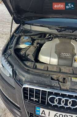 Внедорожник / Кроссовер Audi Q7 2014 в Павлограде