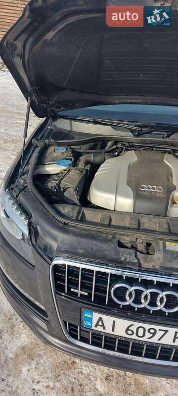 Позашляховик / Кросовер Audi Q7 2014 в Павлограді