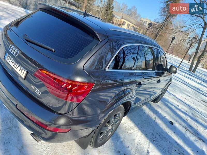 Внедорожник / Кроссовер Audi Q7 2007 в Звягеле