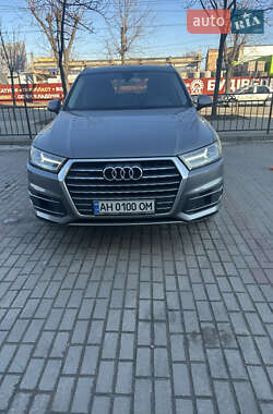 Позашляховик / Кросовер Audi Q7 2016 в Житомирі