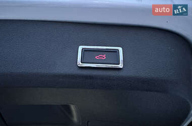 Внедорожник / Кроссовер Audi Q7 2011 в 