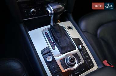 Внедорожник / Кроссовер Audi Q7 2013 в 