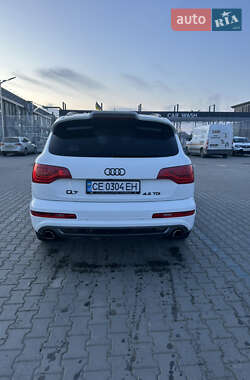 Внедорожник / Кроссовер Audi Q7 2012 в 