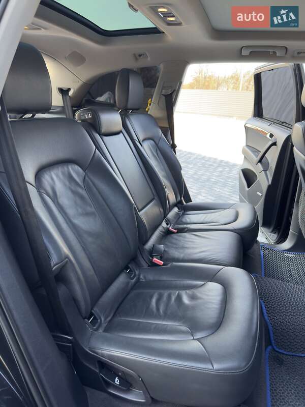 Позашляховик / Кросовер Audi Q7 2013 в Кам'янець-Подільському фото 47 Позашляховик / Кросовер Audi Q7 2013 в Кам'янець-Подільському