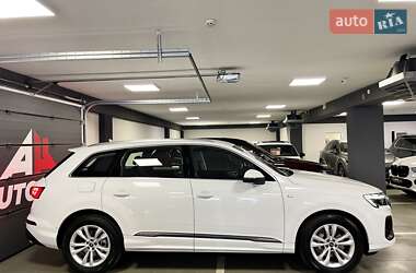 Внедорожник / Кроссовер Audi Q7 2025 в 