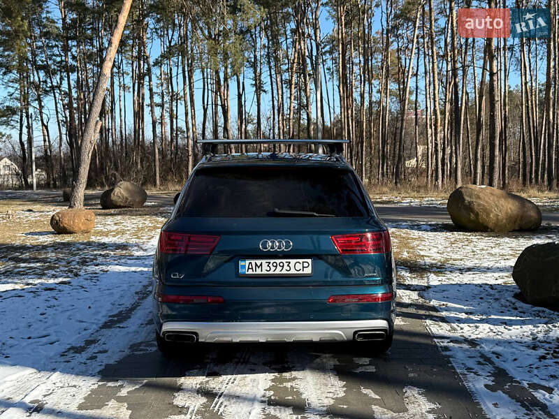 Позашляховик / Кросовер Audi Q7 2017 в Житомирі