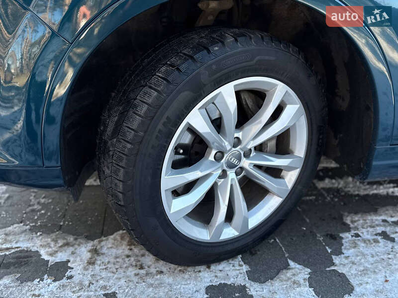 Позашляховик / Кросовер Audi Q7 2017 в Житомирі