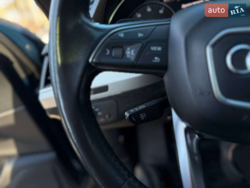 Позашляховик / Кросовер Audi Q7 2017 в Житомирі