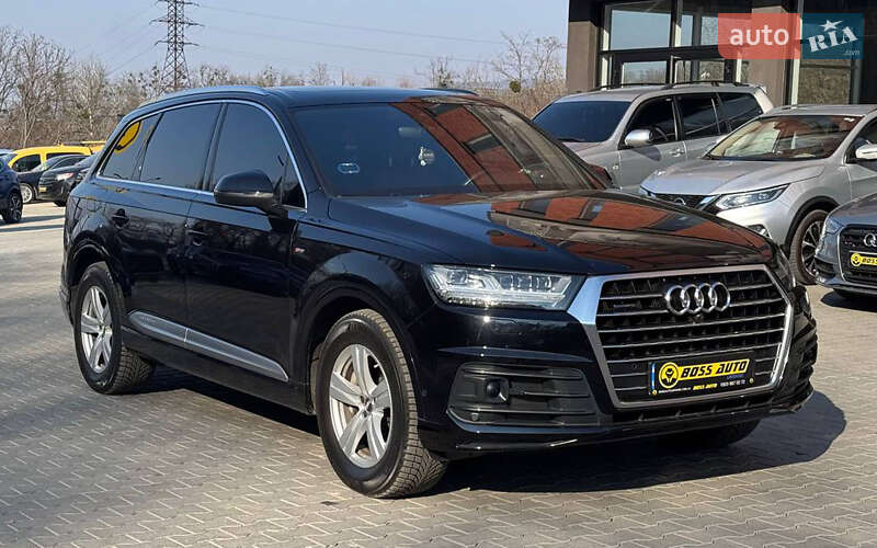 Внедорожник / Кроссовер Audi Q7 2016 в Черновцах