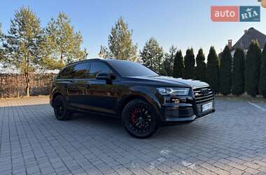 Внедорожник / Кроссовер Audi Q7 2018 в 