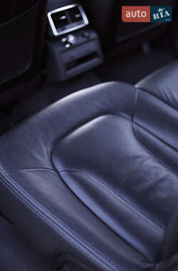 Внедорожник / Кроссовер Audi Q7 2012 в 