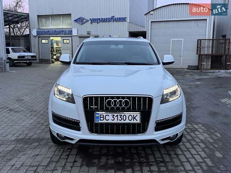 Внедорожник / Кроссовер Audi Q7 2014 в Киеве
