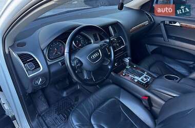 Внедорожник / Кроссовер Audi Q7 2015 в 