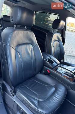 Внедорожник / Кроссовер Audi Q7 2015 в 