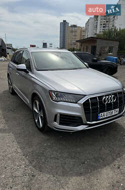 Внедорожник / Кроссовер Audi Q7 2020 в Киеве