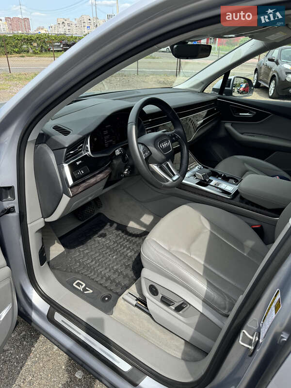 Внедорожник / Кроссовер Audi Q7 2020 в Киеве фото 13 Внедорожник / Кроссовер Audi Q7 2020 в Киеве