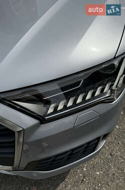 Внедорожник / Кроссовер Audi Q7 2020 в 