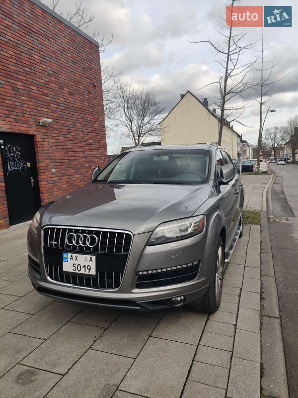 Внедорожник / Кроссовер Audi Q7 2010 в Харькове