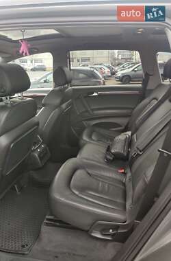 Внедорожник / Кроссовер Audi Q7 2010 в 