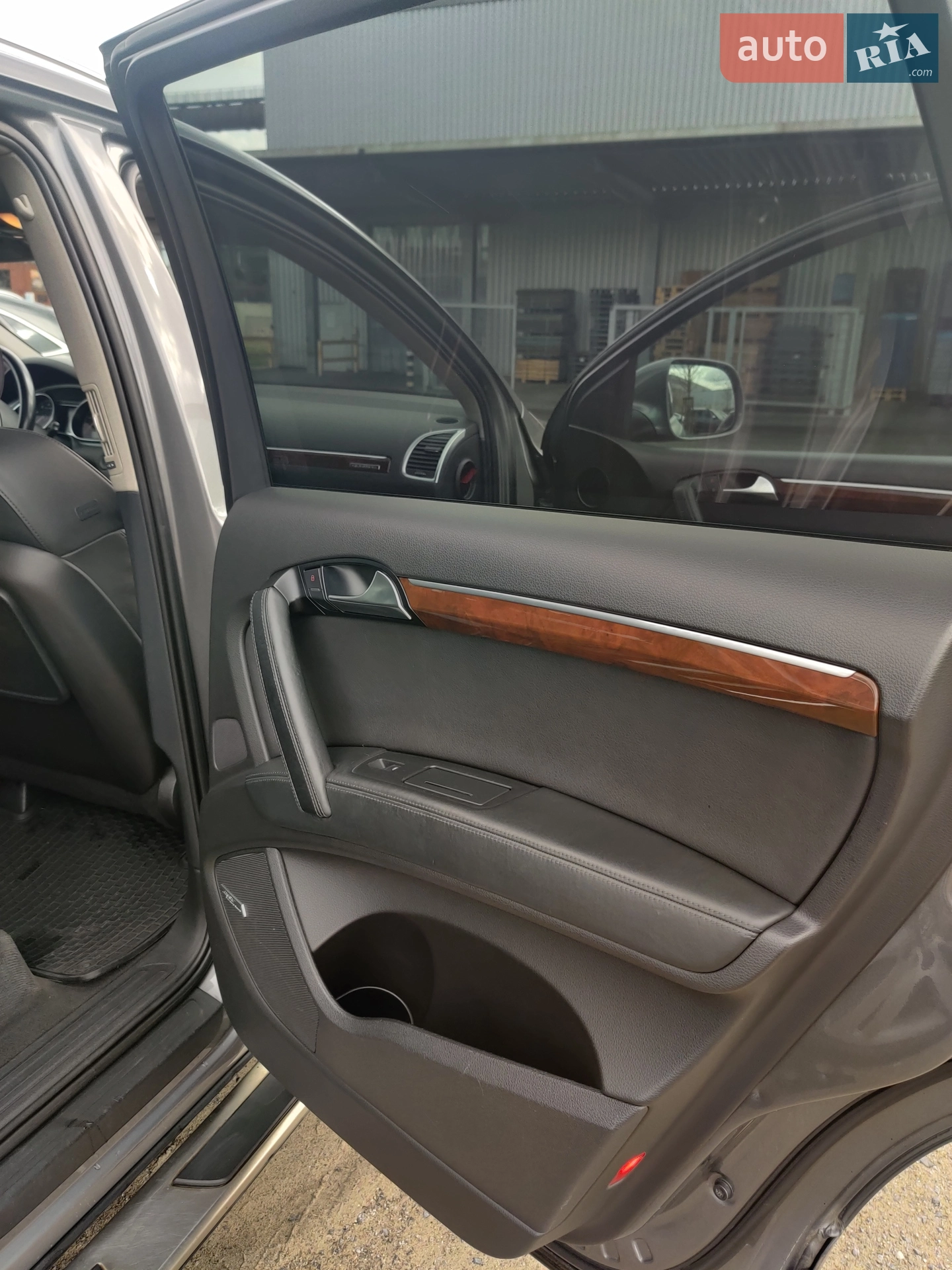 2010 Audi Q7 - мініатюра 24
