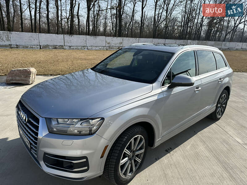 Audi Q7 2015