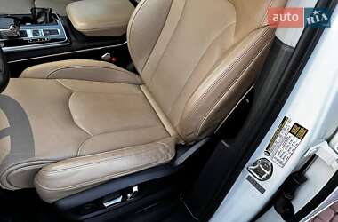 Позашляховик / Кросовер Audi Q7 2021 в 