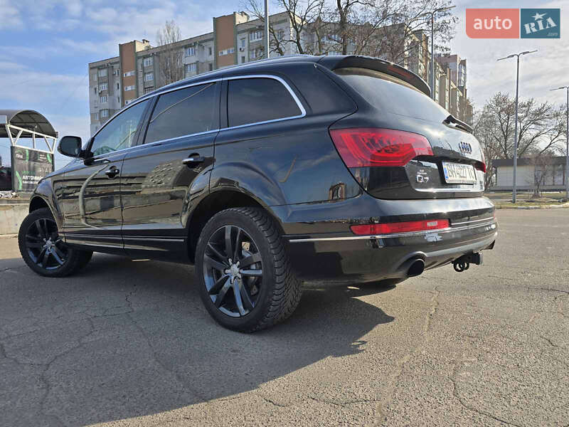 Внедорожник / Кроссовер Audi Q7 2015 в Николаеве