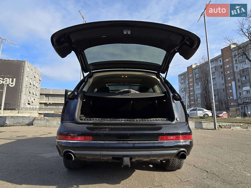 Внедорожник / Кроссовер Audi Q7 2015 в Николаеве