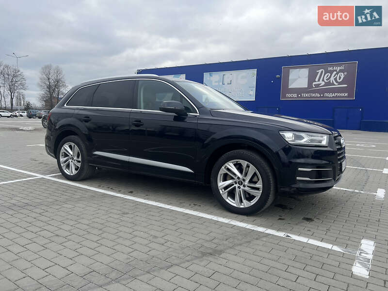 Внедорожник / Кроссовер Audi Q7 2017 в Тернополе