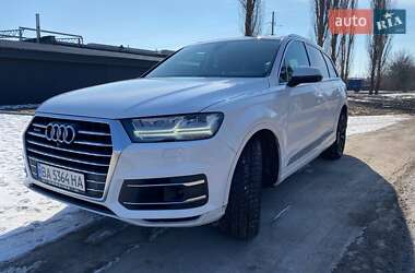 Внедорожник / Кроссовер Audi Q7 2018 в 