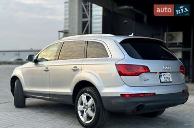Внедорожник / Кроссовер Audi Q7 2011 в 