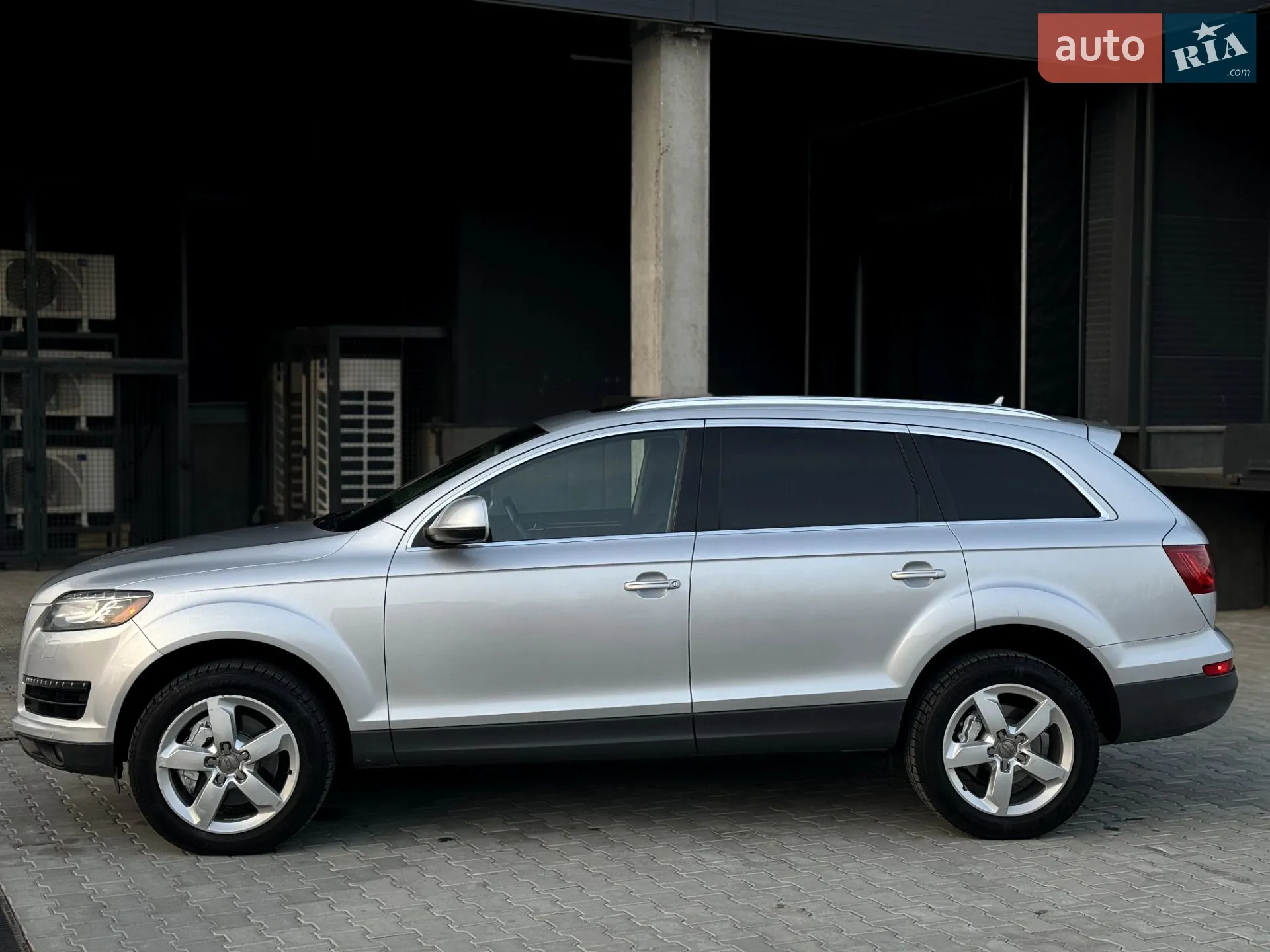 2011 Audi Q7 - мініатюра 10