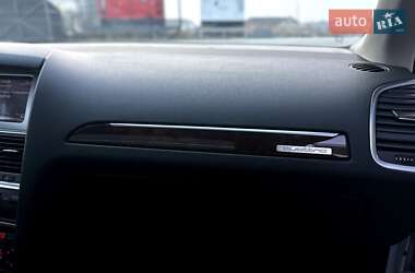 Внедорожник / Кроссовер Audi Q7 2011 в 