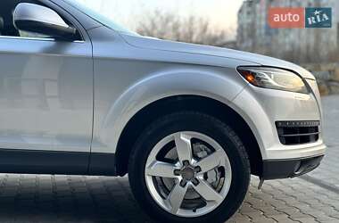 Внедорожник / Кроссовер Audi Q7 2011 в 