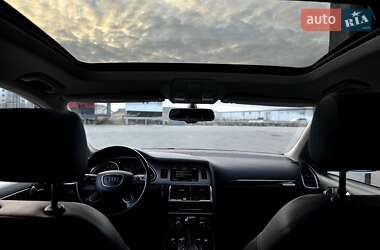 Внедорожник / Кроссовер Audi Q7 2011 в 