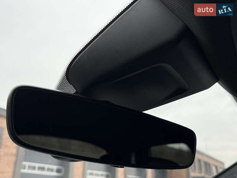 Внедорожник / Кроссовер Audi Q7 2015 в Черновцах