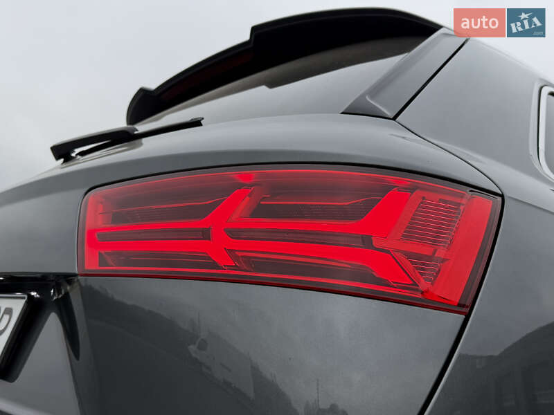 Внедорожник / Кроссовер Audi Q7 2015 в Черновцах