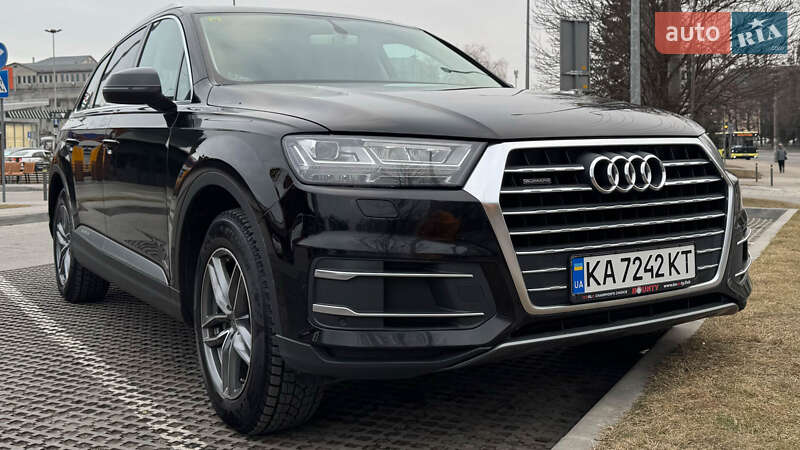 Внедорожник / Кроссовер Audi Q7 2016 в Львове