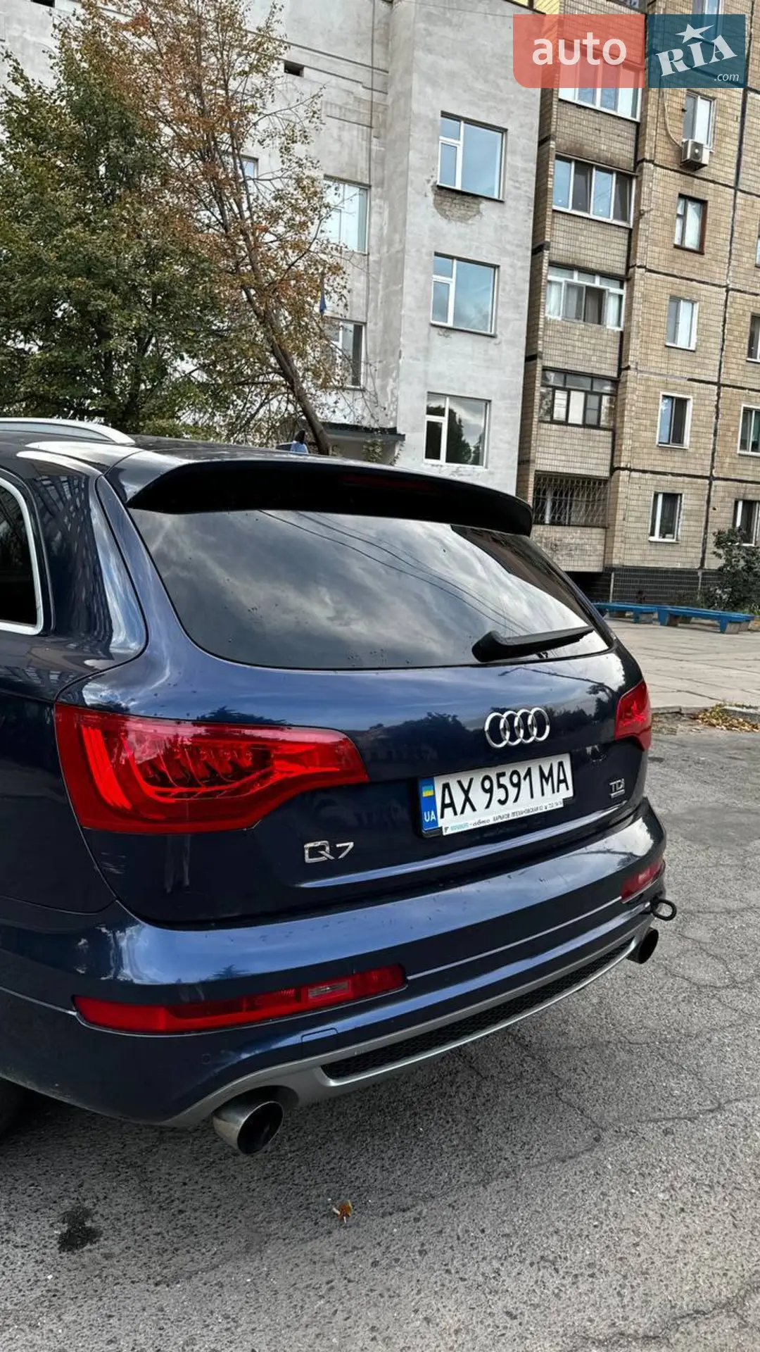Audi Q7 2010 VIN WA1WMAFE3BD001401 фото оголошення 10 з 18