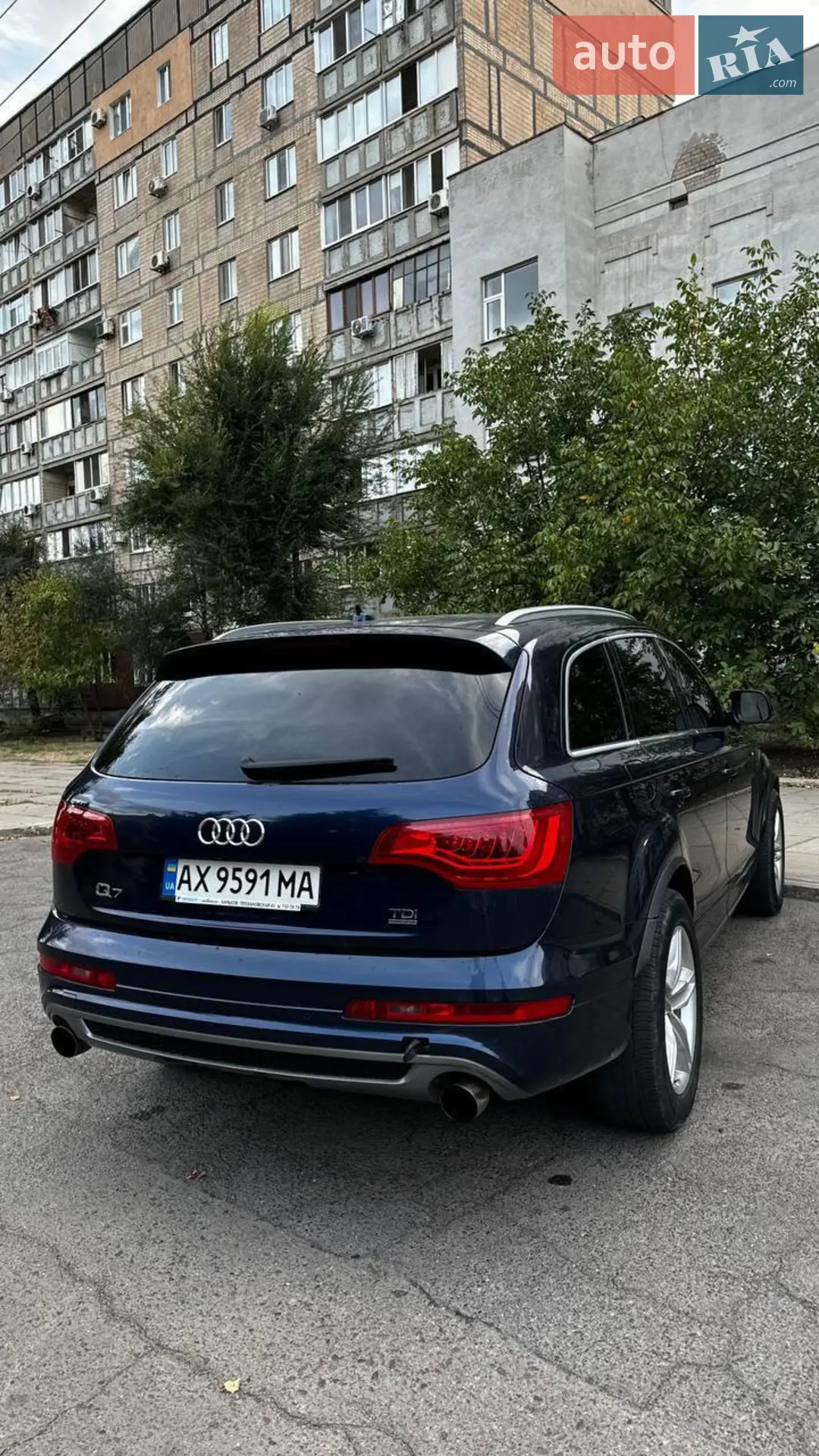 Audi Q7 2010 VIN WA1WMAFE3BD001401 фото оголошення 11 з 18