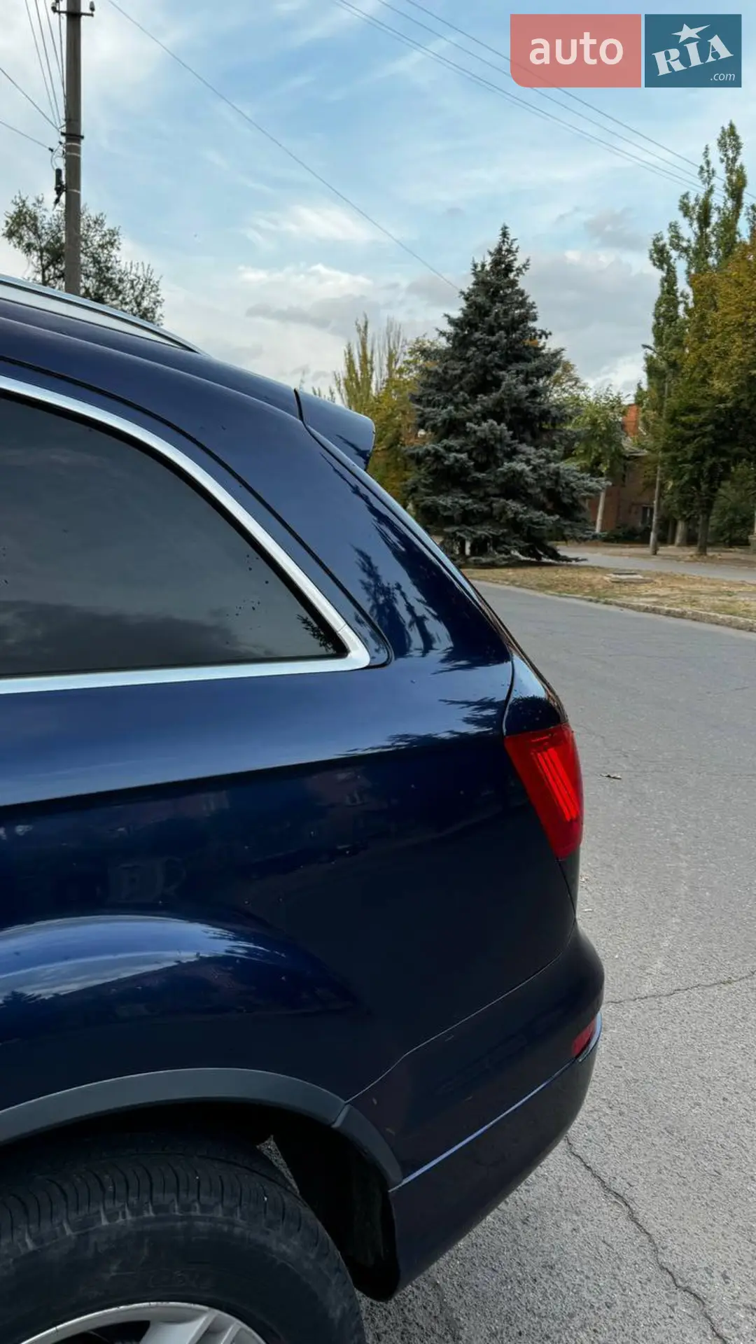 Audi Q7 2010 VIN WA1WMAFE3BD001401 фото оголошення 12 з 18
