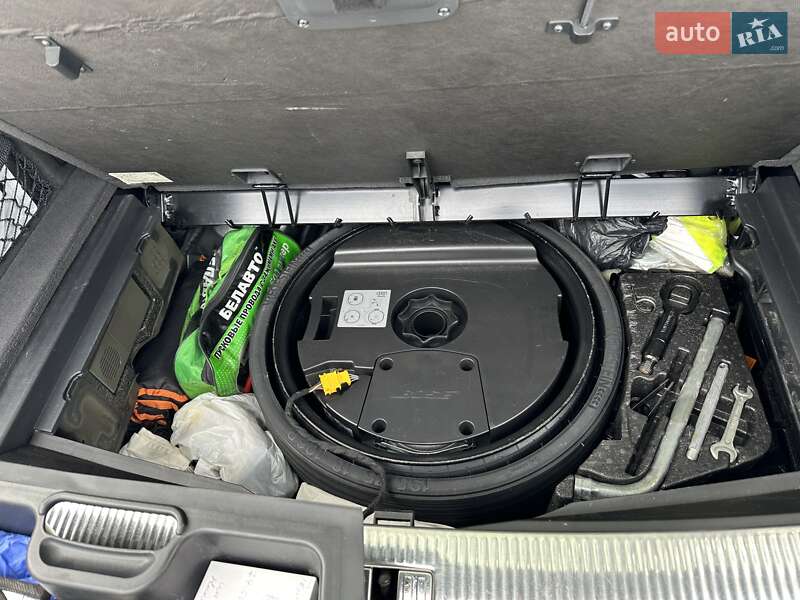 Внедорожник / Кроссовер Audi Q7 2010 в Полтаве