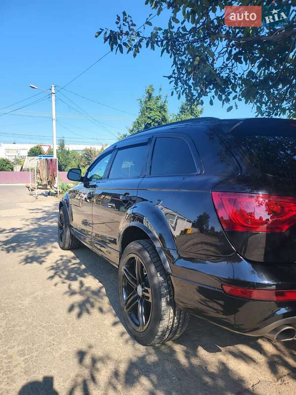 Внедорожник / Кроссовер Audi Q7 2013 в Измаиле