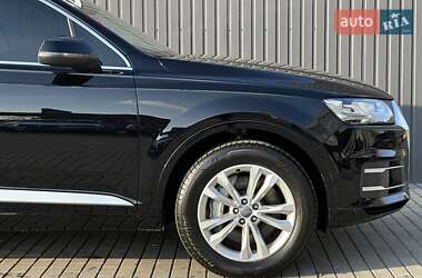 Внедорожник / Кроссовер Audi Q7 2019 в 