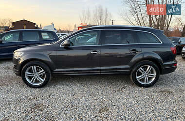 Позашляховик / Кросовер Audi Q7 2010 в 