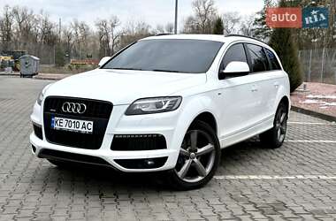 Внедорожник / Кроссовер Audi Q7 2010 в 