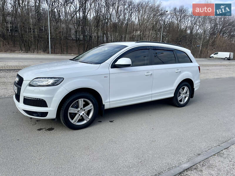 Позашляховик / Кросовер Audi Q7 2014 в Дніпрі