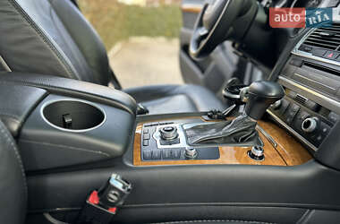 Позашляховик / Кросовер Audi Q7 2014 в 