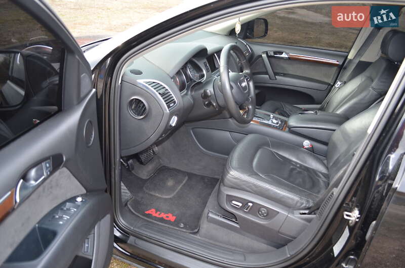 Внедорожник / Кроссовер Audi Q7 2011 в Житомире